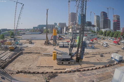 Een bedrijvige bouwkuip