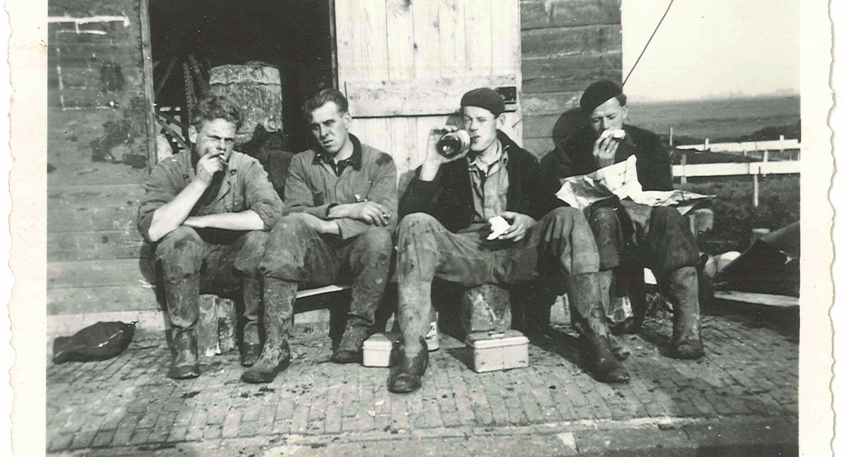 Broek in Waterland - 1954
